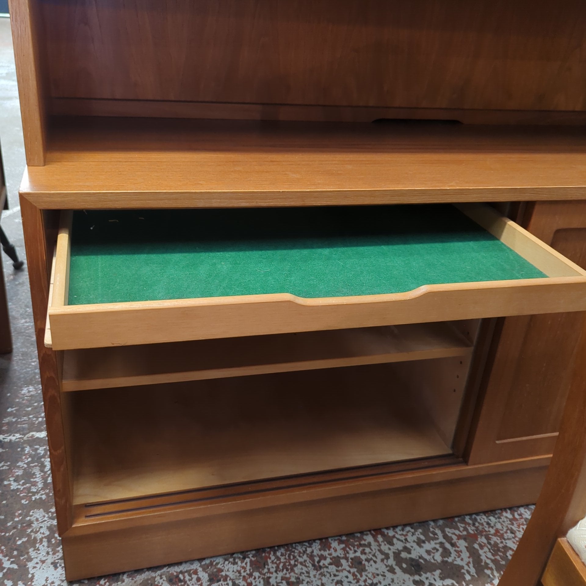 Wall Unit